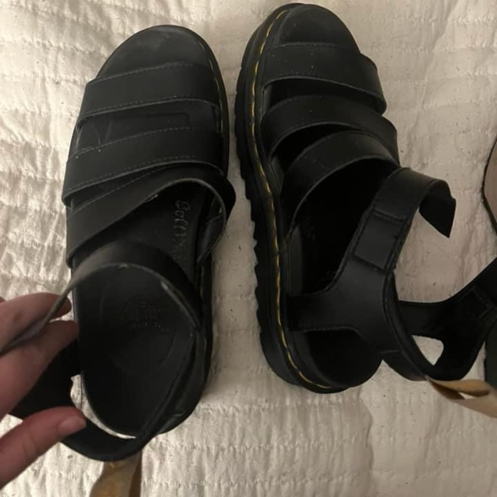 Softwave black matte ankle buckle sandal